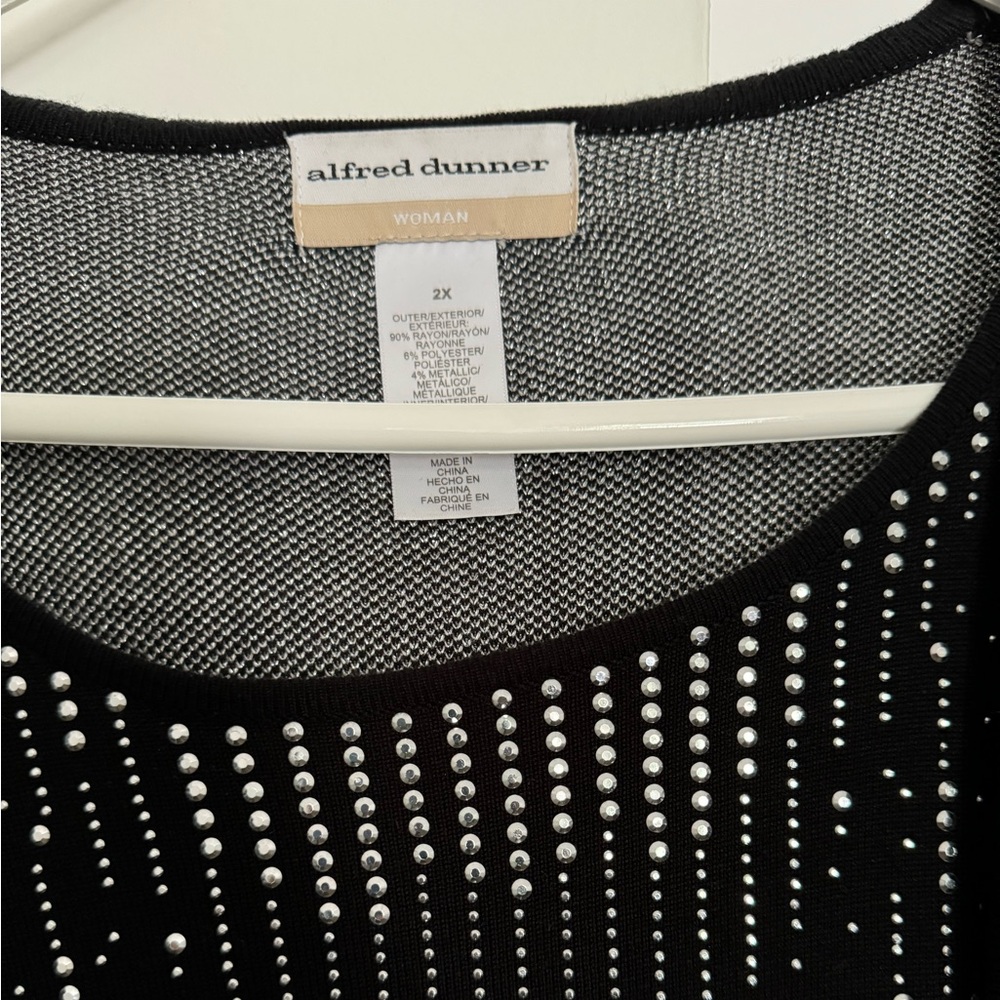 Women top